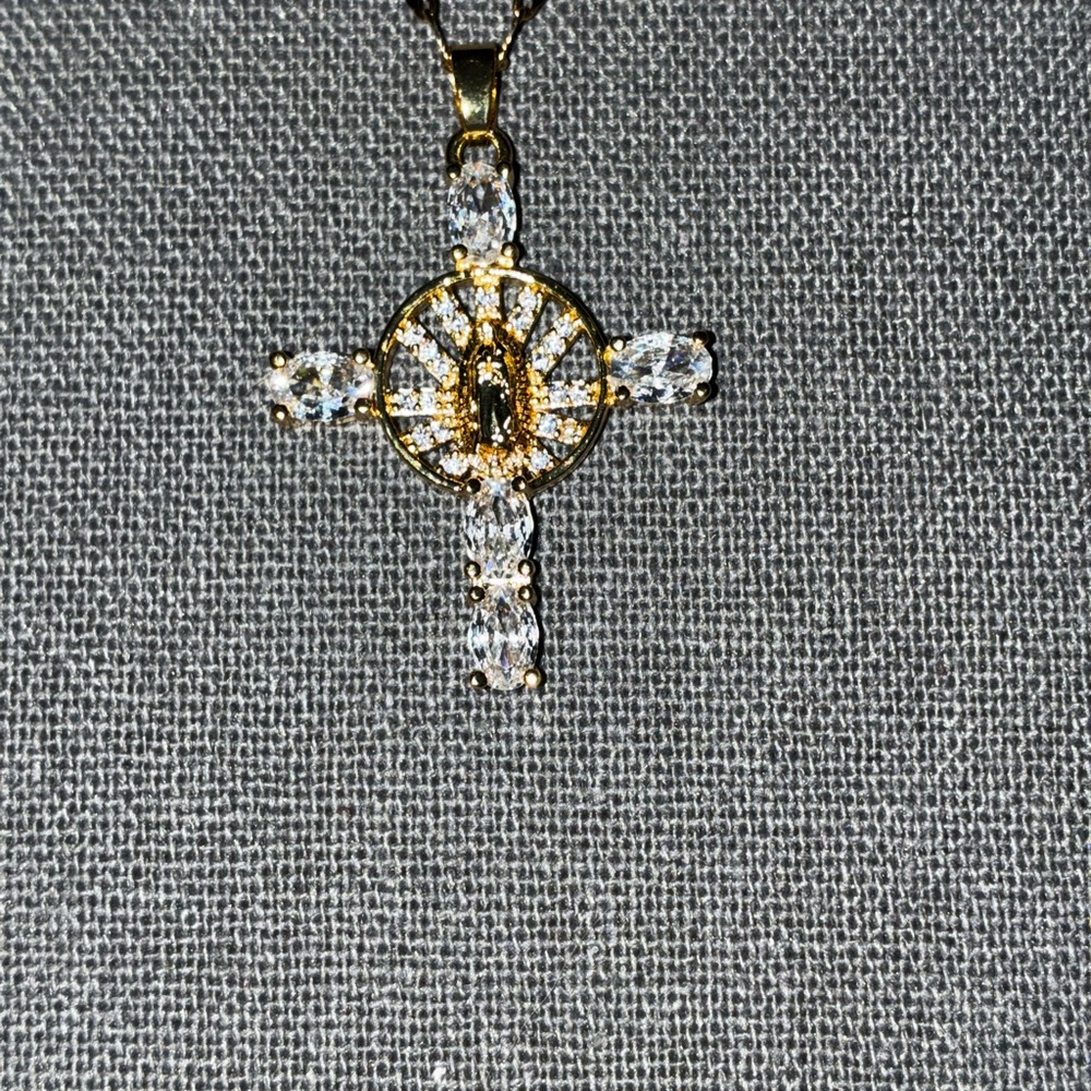 18 K Gold Plated Silver Cross Pendant Necklace